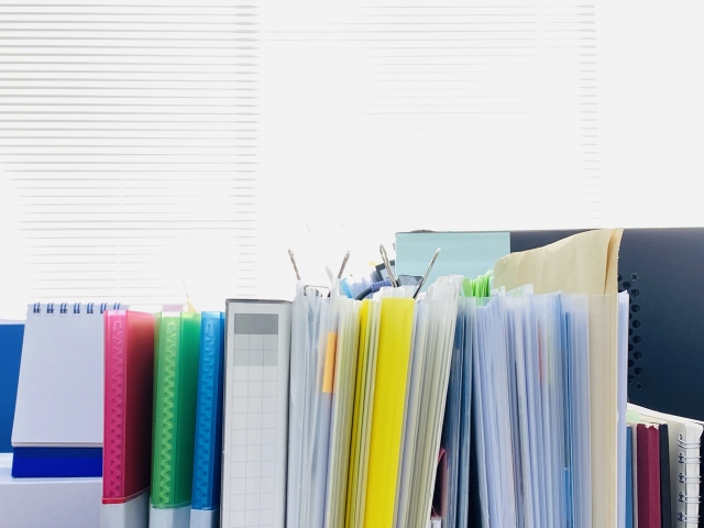 クリアファイル書類